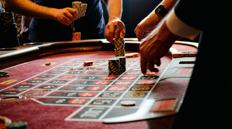 d&eacute;couvrez l'attrait fascinant des jeux bas&eacute;s sur le hasard pur, explorant pourquoi ils captivent tant de joueurs &agrave; travers des m&eacute;canismes simples et impr&eacute;visibles.